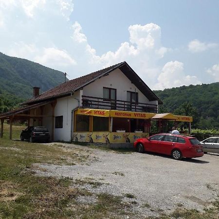 Prenociste Vitas Bed & Breakfast Miljevina Luaran gambar