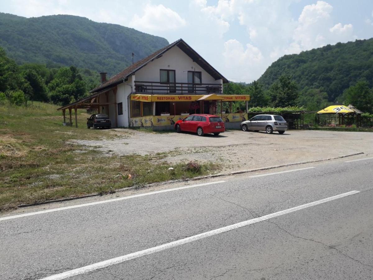 Prenociste Vitas Bed & Breakfast Miljevina Luaran gambar