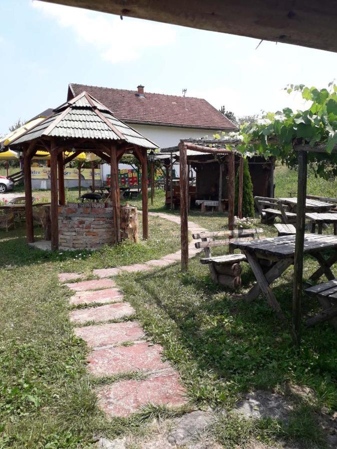 Prenociste Vitas Bed & Breakfast Miljevina Luaran gambar