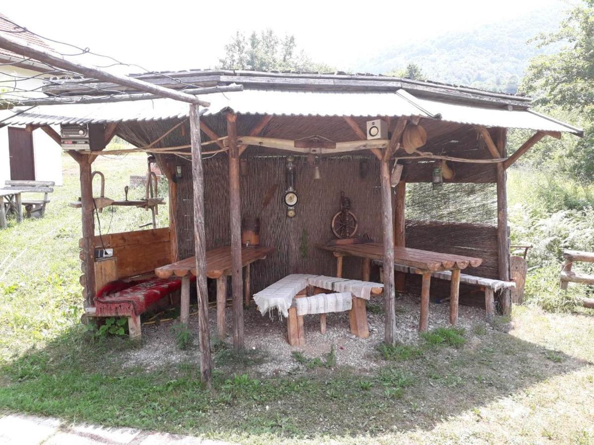 Prenociste Vitas Bed & Breakfast Miljevina Luaran gambar